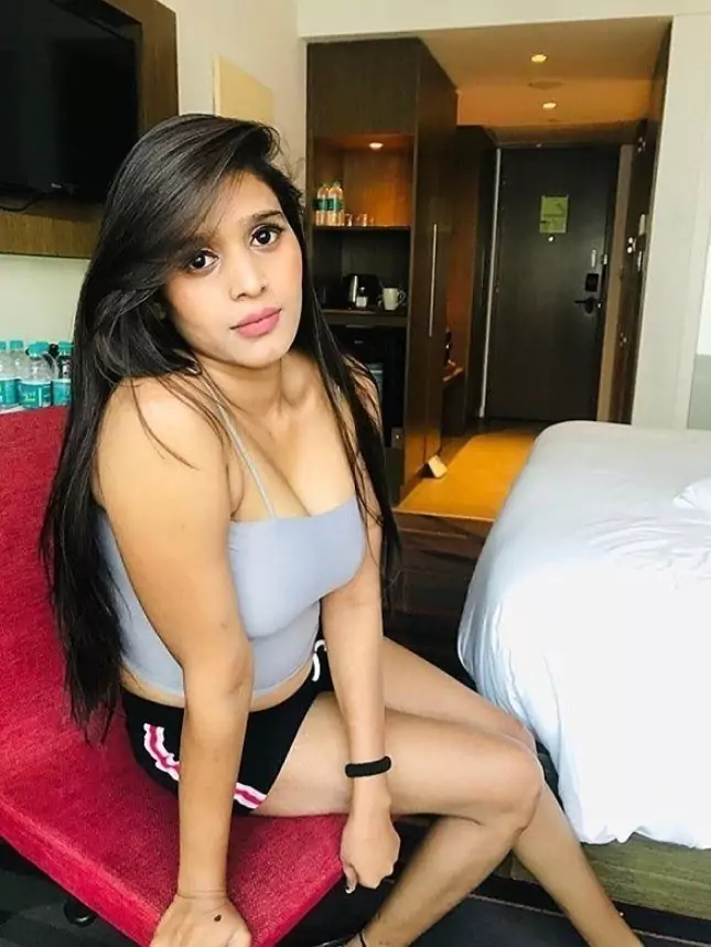 कॉल गर्ल्स सर्विस यरकाड